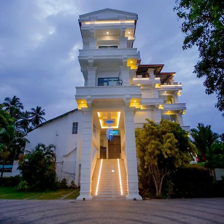 Euro Star Hotel คาตุนายากา ภายนอก รูปภาพ